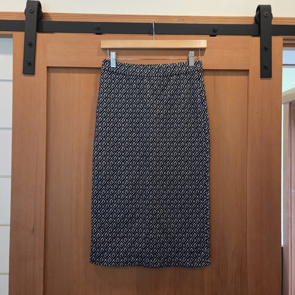 MaEve Black and White Diamond Print Pencil Skirt